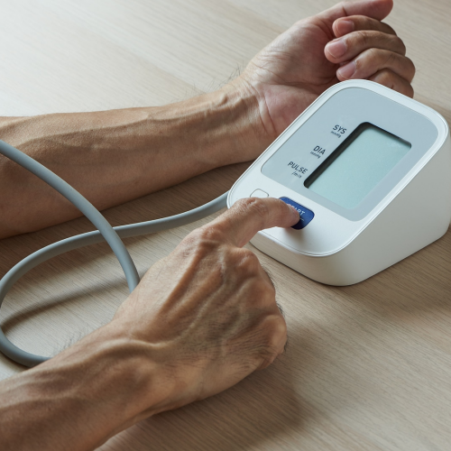 Máy đo huyết áp khoảng bao nhiêu tiền?